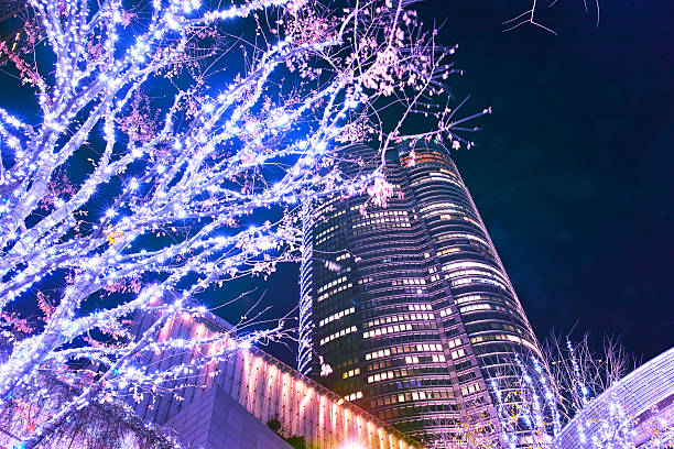 istock Roppongi Keiryozaka Christmas illumination 628915096