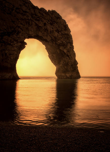 Durdle Door słońca  – zdjęcie