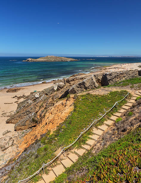 istock Sandy beach near the island Pessegueiro 629010350