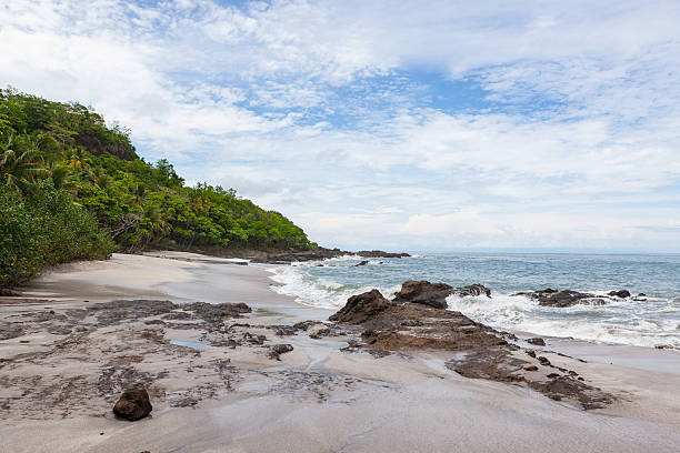 istock Waves crashing to rocks montezuma beach 629071280