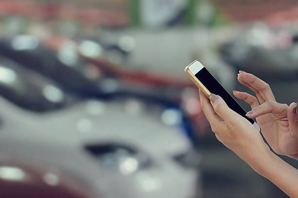istock blurred car in showroom 629075456