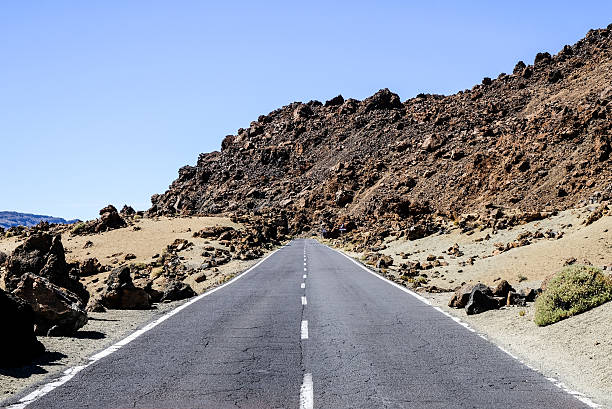 landstraße - el teide national park stock-fotos und bilder