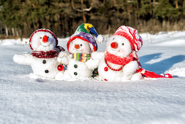istock Happy snowman family 629129934