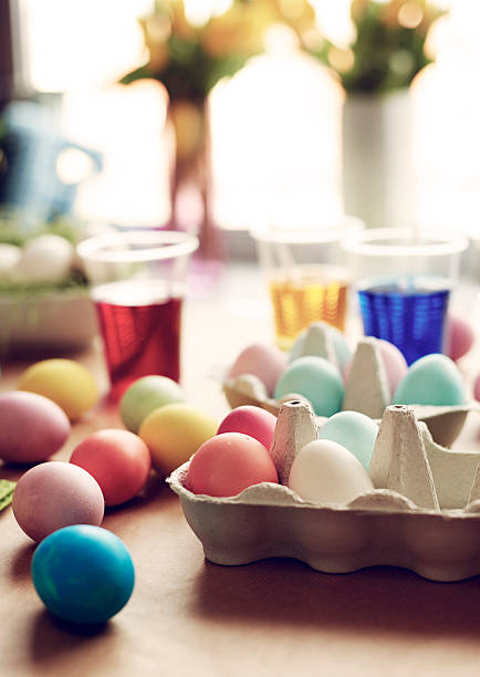 istock Dyeing eggs brings you back to the childhood 629163724