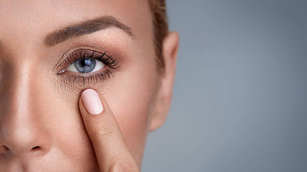 wrinkles around the eyes