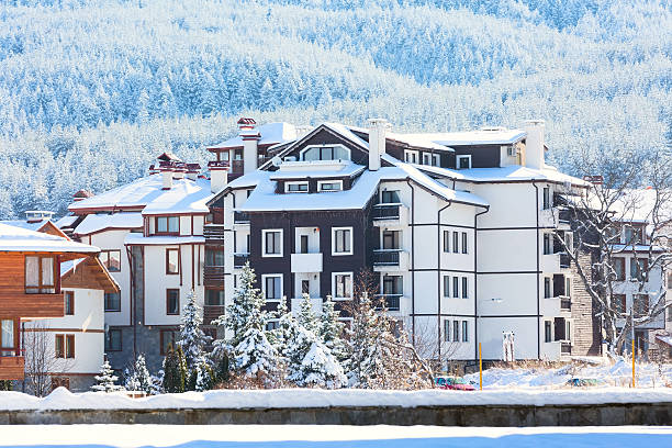 istock Houses and snow mountains panorama in bulgarian ski resort Bansko 629201848