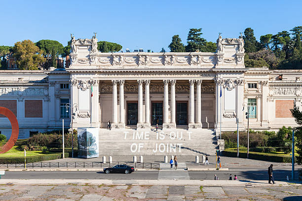 fachada de la galería nacional de arte moderno de roma - villa italian culture facade ornamental garden fotografías e imágenes de stock