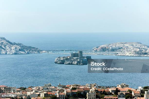 Dif Island In The Middle Of Ocean Stock Photo - Download Image Now - Christo - Artist, Castle, Cityscape
