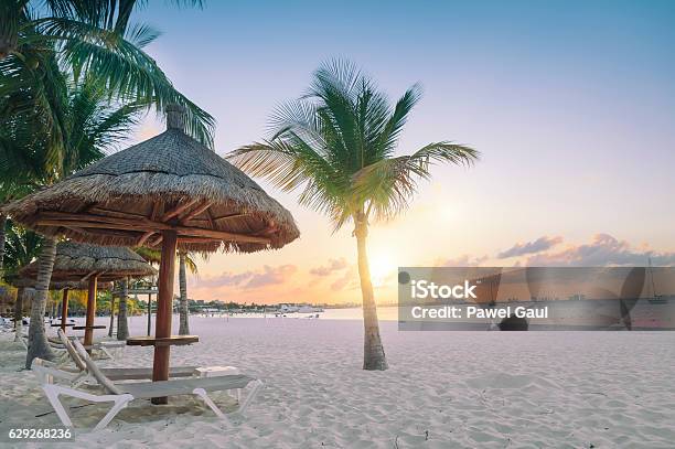 Sunset In Cancun Stock Photo - Download Image Now - Cancun, Mexico, Beach