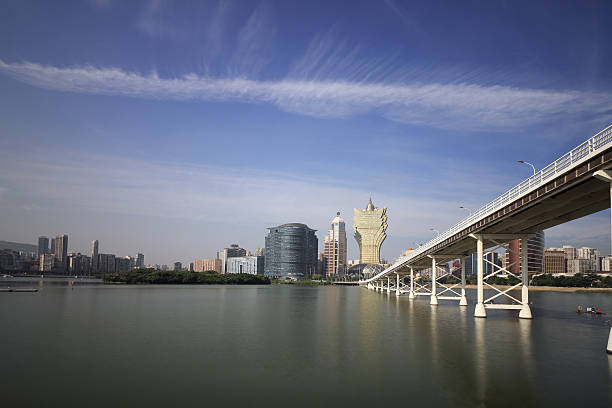 istock Grand Lisboa Hotel Macao and Nam Van Lake 629276376