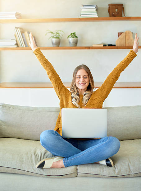 istock Her blog is blowing up 629305624