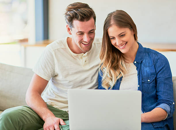 istock Blogging with her boyfriend 629305676