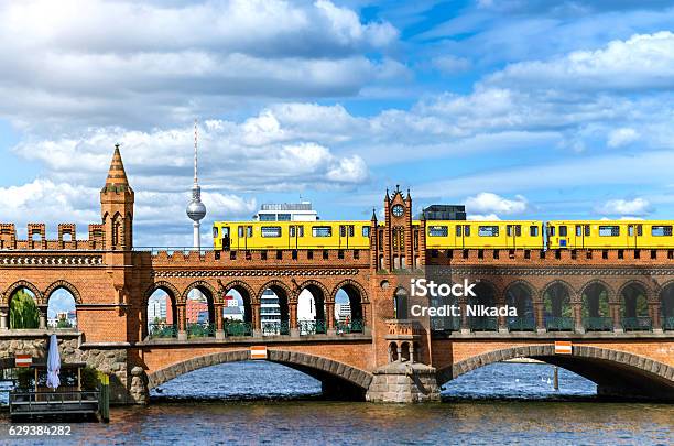 Oberbaum Bridge In Berlin Germany Stock Photo - Download Image Now - Berlin, Train - Vehicle, Germany