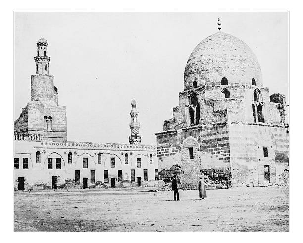 antike simonische fotografie der moschee von ahmad ibn (kairo, ägypten)-19. jahrhundert - egypt islam cairo mosque stock-grafiken, -clipart, -cartoons und -symbole