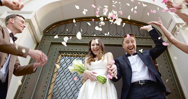 istock Wedding confetti bride and groom 629570412