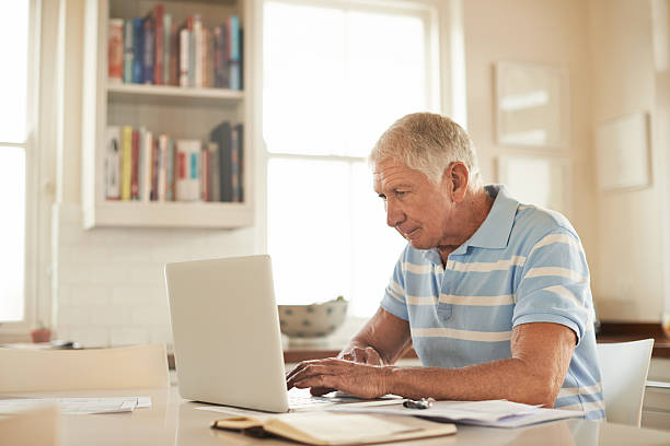 istock Balancing the household finances 629581324