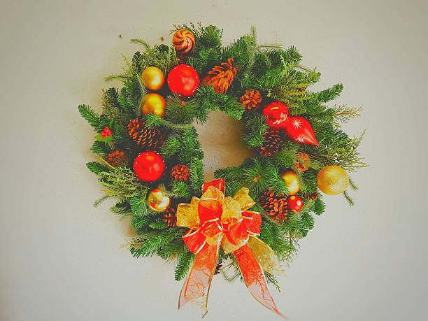 istock natural christmas wreath 629582856