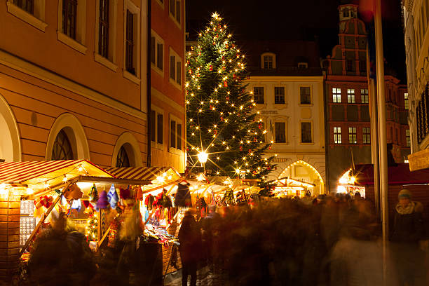 istock Christmas market in Goerlitz - Saxony - Germany 629583842