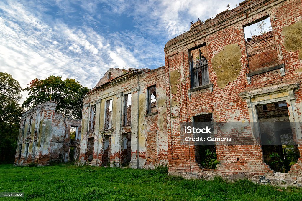 Ruine der Burg - Lizenzfrei Abbrechen Stock-Foto