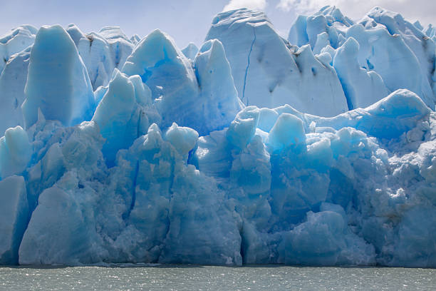 istock Closeup view of Grey Glacier icebergs 629692008