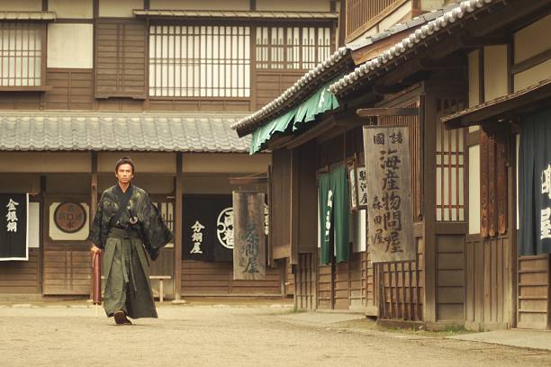 istock Samurai walking street in Edo Period 629694748