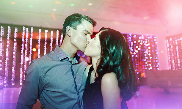 istock Hooking up in the club 629718022