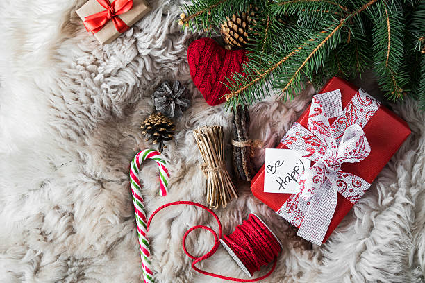 istock preparation of the gift 629792164
