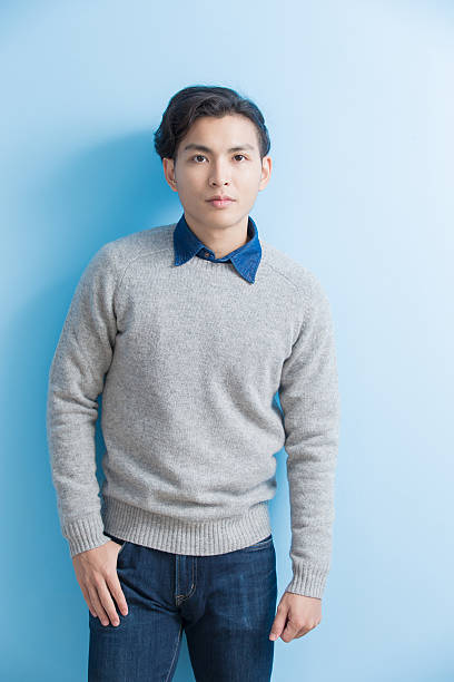 istock man look to you 629823012