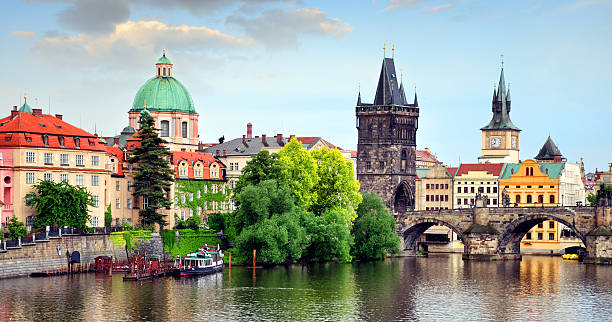 Charles Bridge, Prague The Tower at Charles Bridge (Karluv Most), Prague, Czech Republic charles bridge stock pictures, royalty-free photos & images