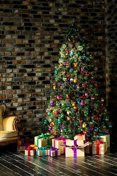 istock Stylish Christmas interior decorated in many colors 629998366