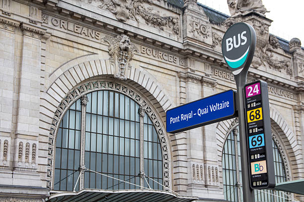 istock Bus stop in Paris, France 630019734