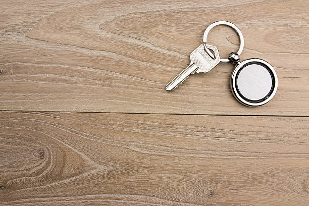 Round shaped keys in the wood
