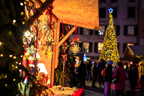 istock Christmas Fair in Italy 631184366