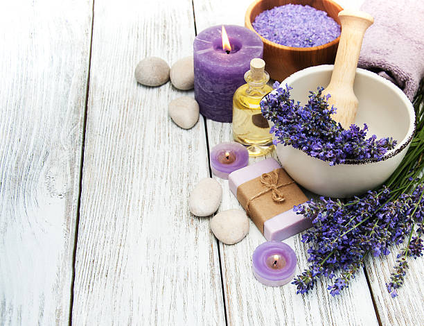 4. Canalización espiritual 2/04/2025 5 Productos de Spa y flores de lavanda