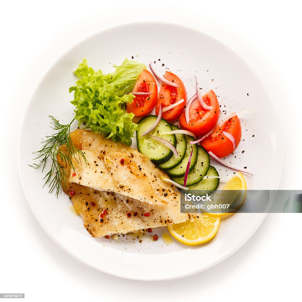 Gebratene Kabeljau-Filets und Gemüse - Lizenzfrei Speisen Stock-Foto