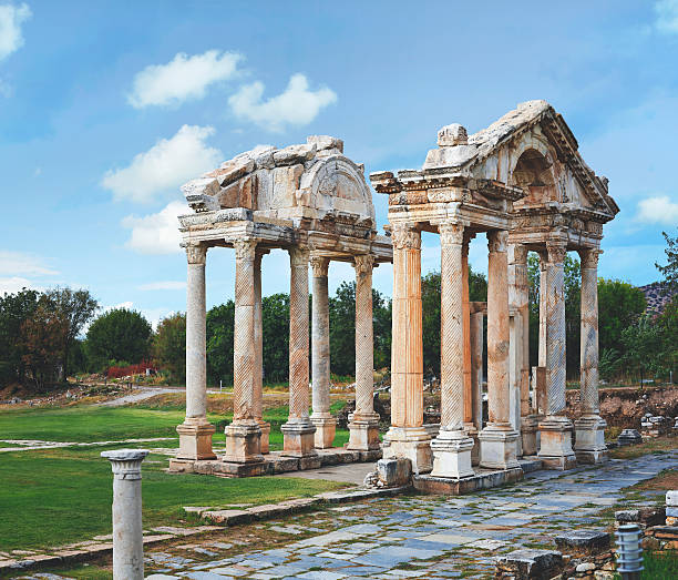istock Tetrapylon of Aphrodisias 635677194