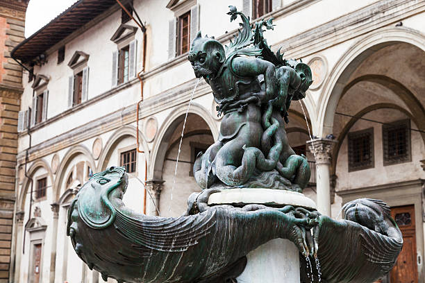 istock Fountain of sea monsters on Piazza in Florence 635797204