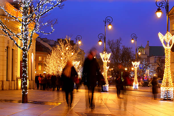 istock People, City, Christmas 635798590
