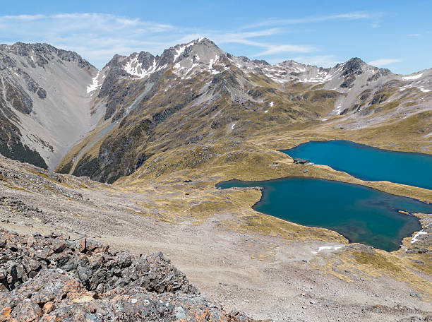 lago angelus, nelson lakes national park, isola del sud, nuova zelanda - lake angelus foto e immagini stock