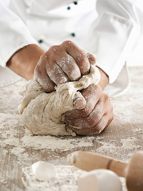 제조 생지 - dough kneading human hand bread 뉴스 사진 이미지