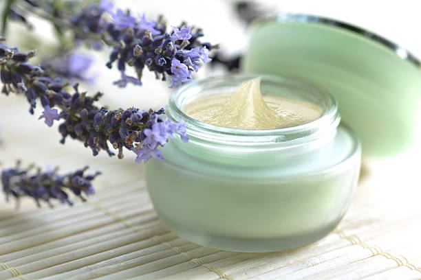 Natural moisturizing face cream with lavender.