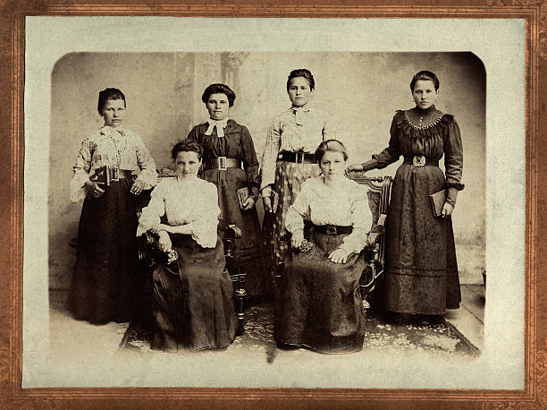 A vintage photo portrait from 1912 of six Russian women.