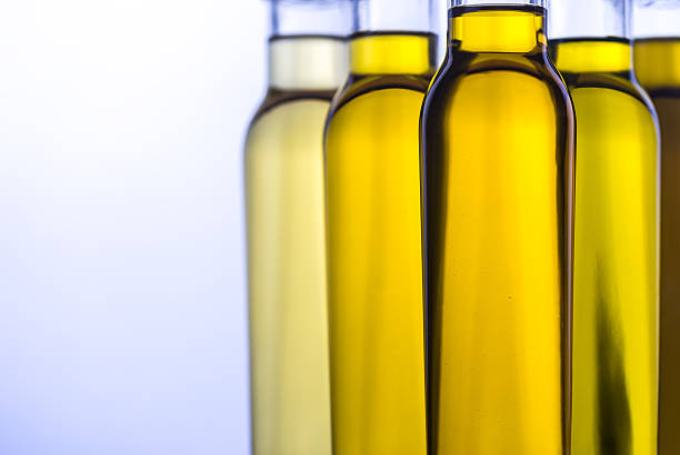 식물성 기름의 다른 종류병 - sesame cooking oil ingredient seasoning 뉴스 사진 이미지