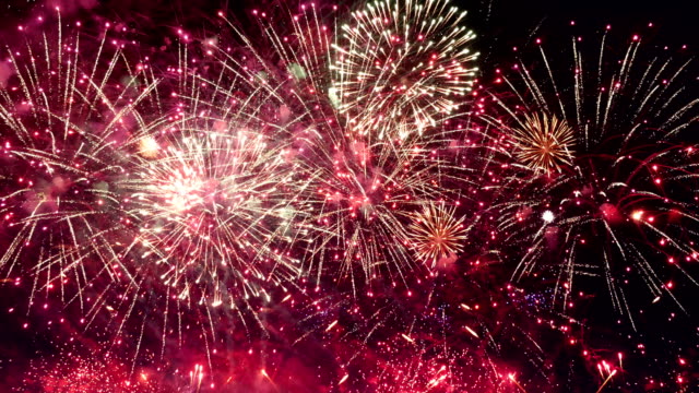 Video of amazing fireworks show in 4K