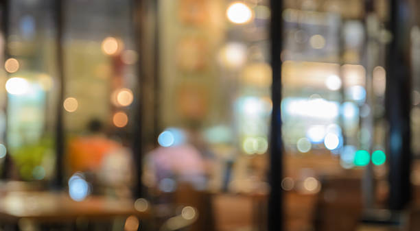 istock Blurred coffee shop or restaurant background 635948330