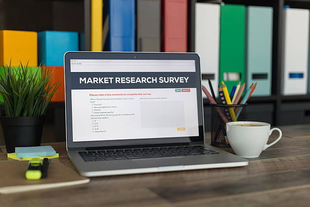 istock Market Research Survey on Laptop Screen 635958306