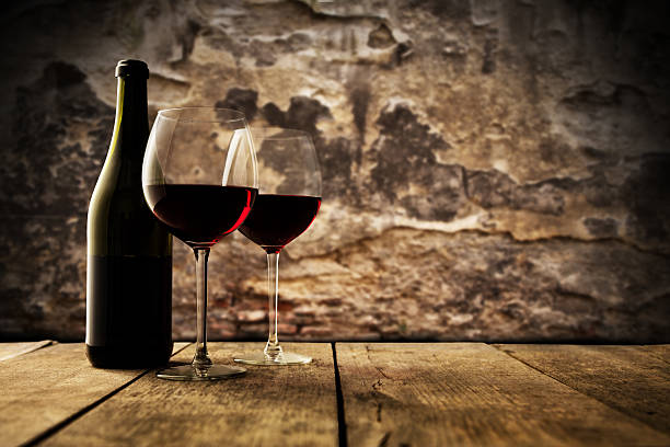 istock Small wine cellar with two glasses of wine 635964148