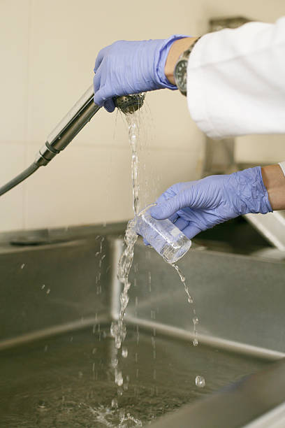 istock Tube washing after the experiment 635970612