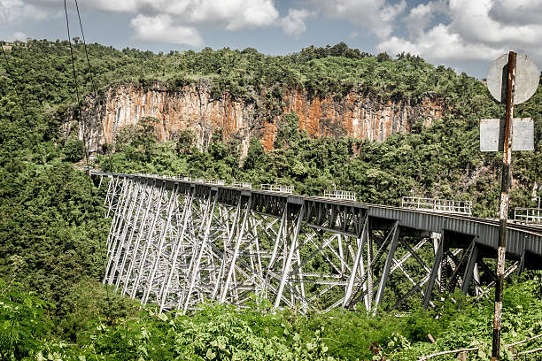 pyin oo lwin, мьянма - burma railway стоковые фото и изображения