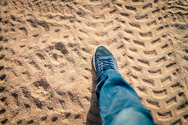 istock Legs on the the desert sands 636026762